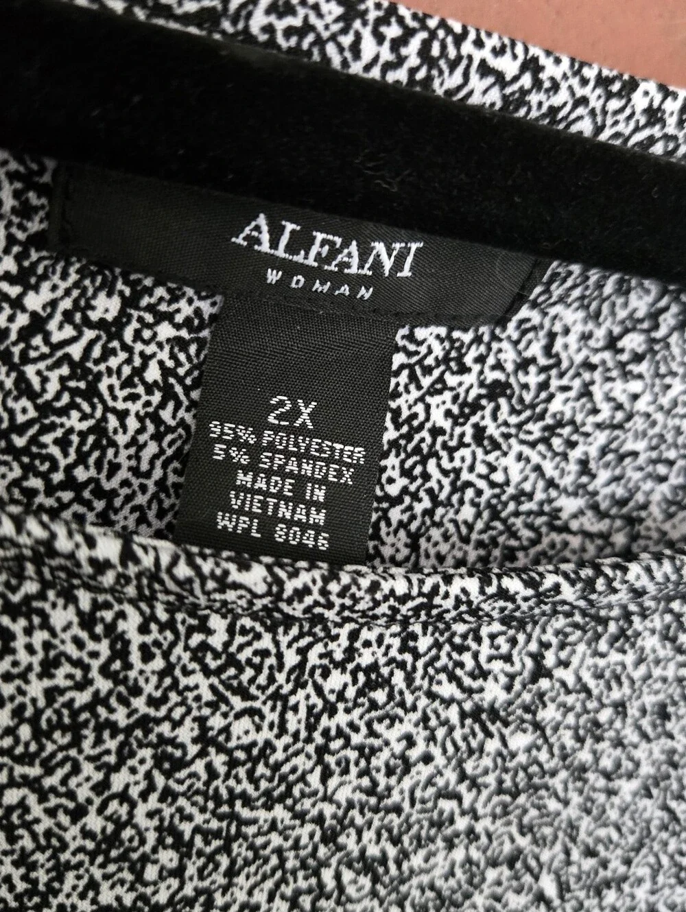 Alfani description effortlessly